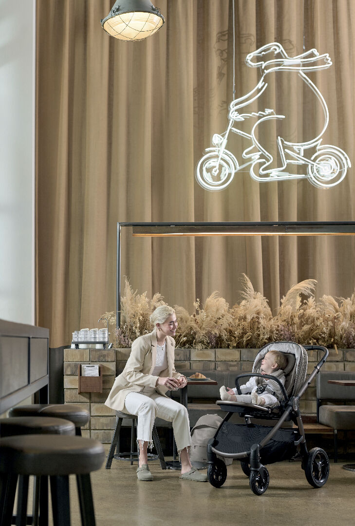 Ocarro Pushchair - Studio image number 5