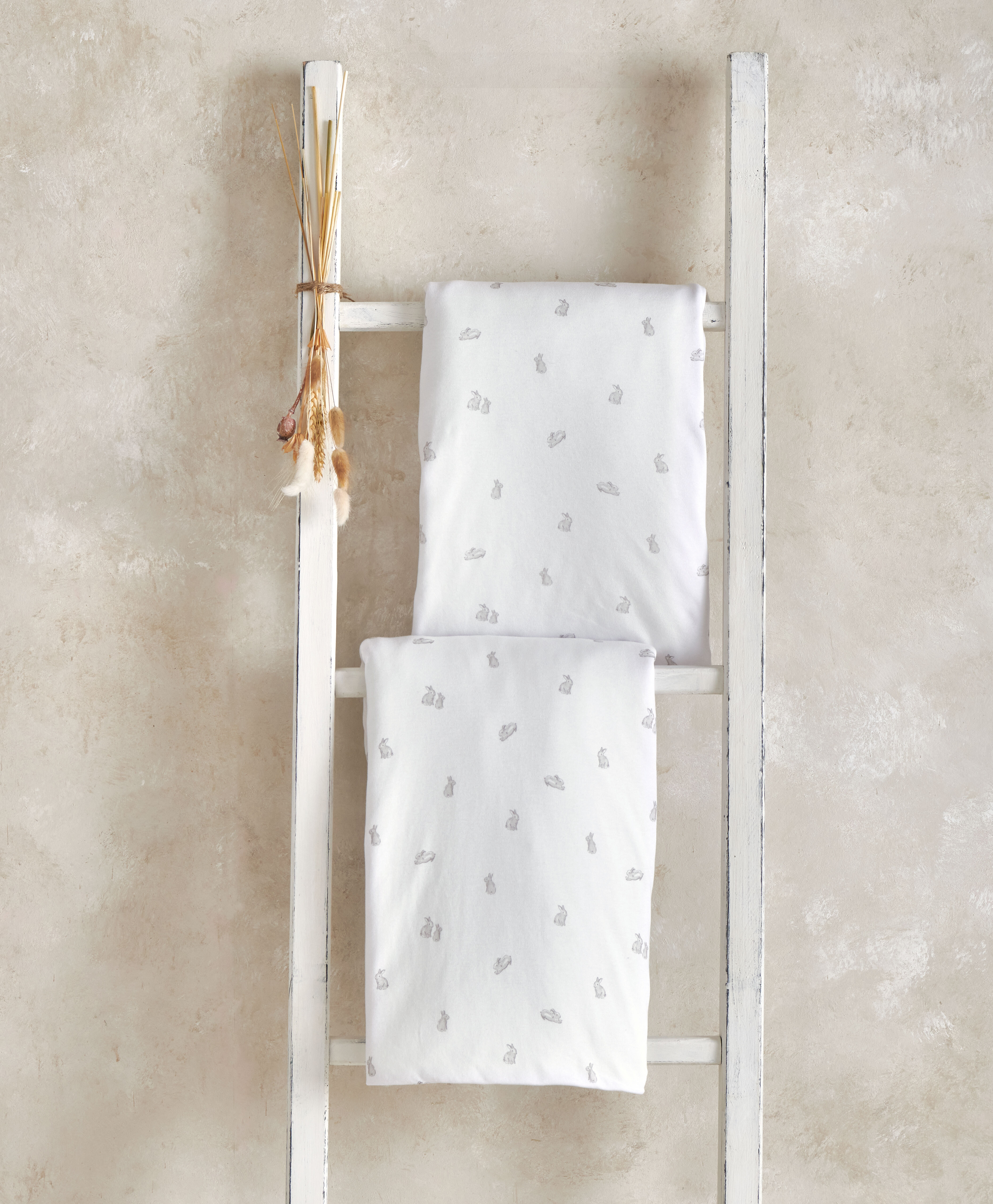 2 Cot/Bed Fitted Sheets - Bunny