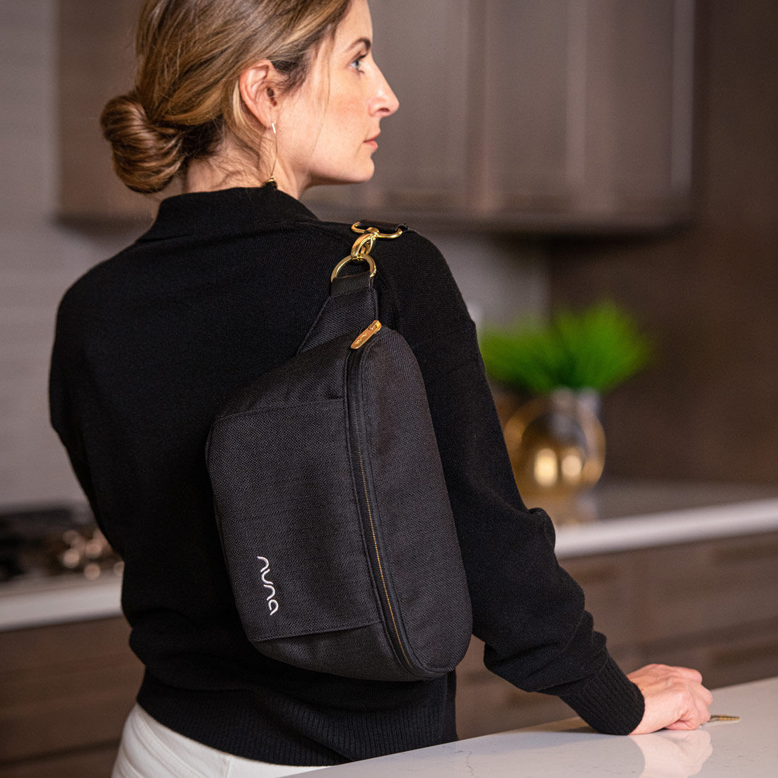 Nuna Sling Bag - Caviar image number 4