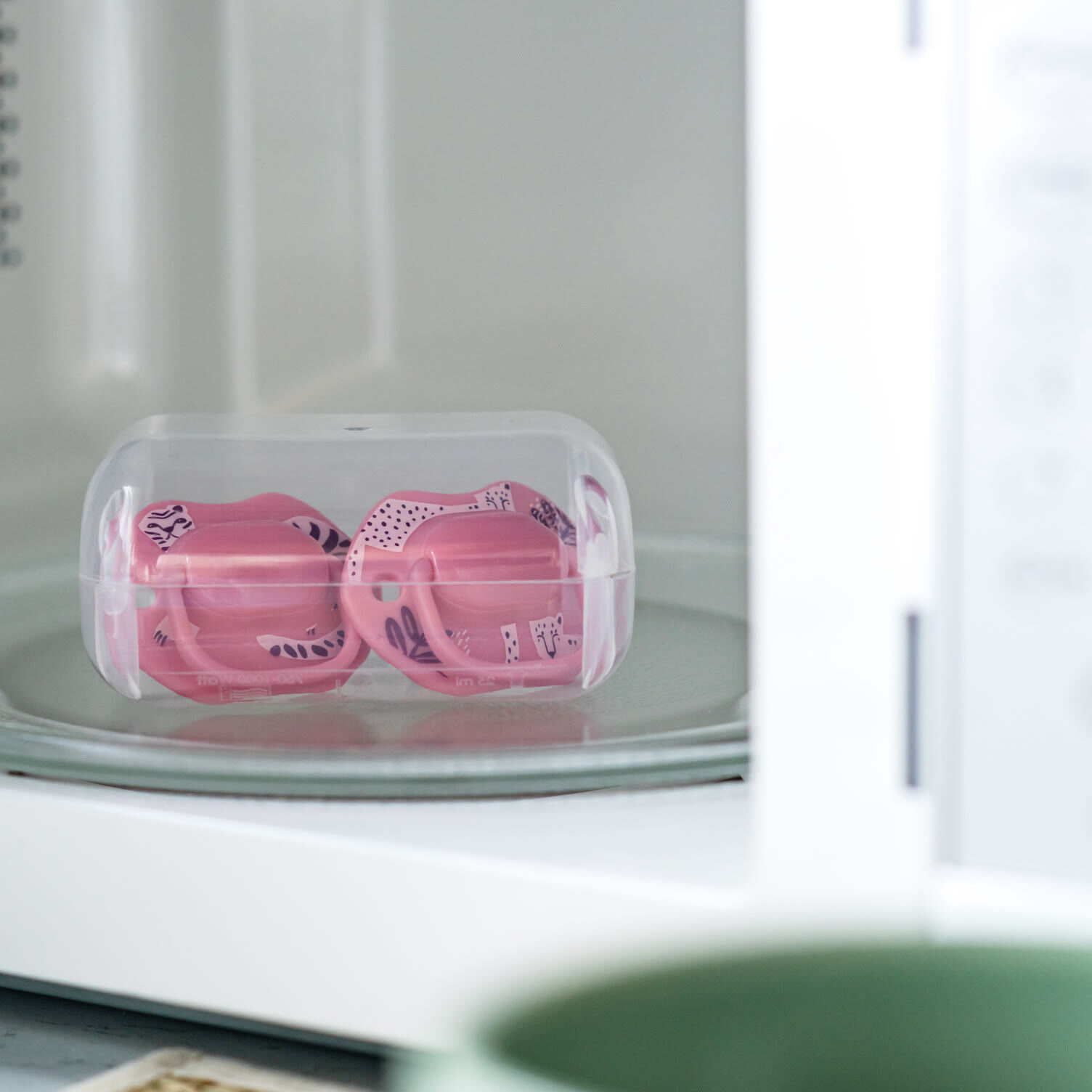 Tommee Tippee Moda Soother Pack Of 2 (0-6M) image number 4