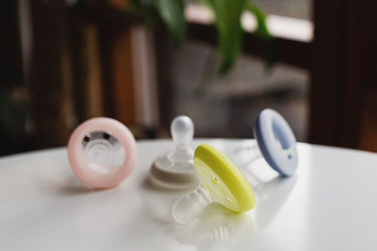 Tommee Tippee Closer To Nature Night Time Soother, Pack of 2 (0-6 months) image number 3