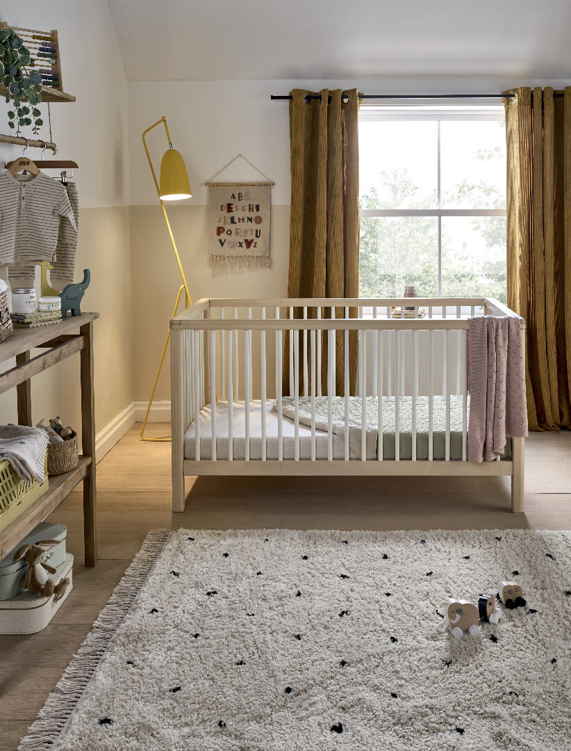 Compact Solo Cotbed - Natural White image number 1