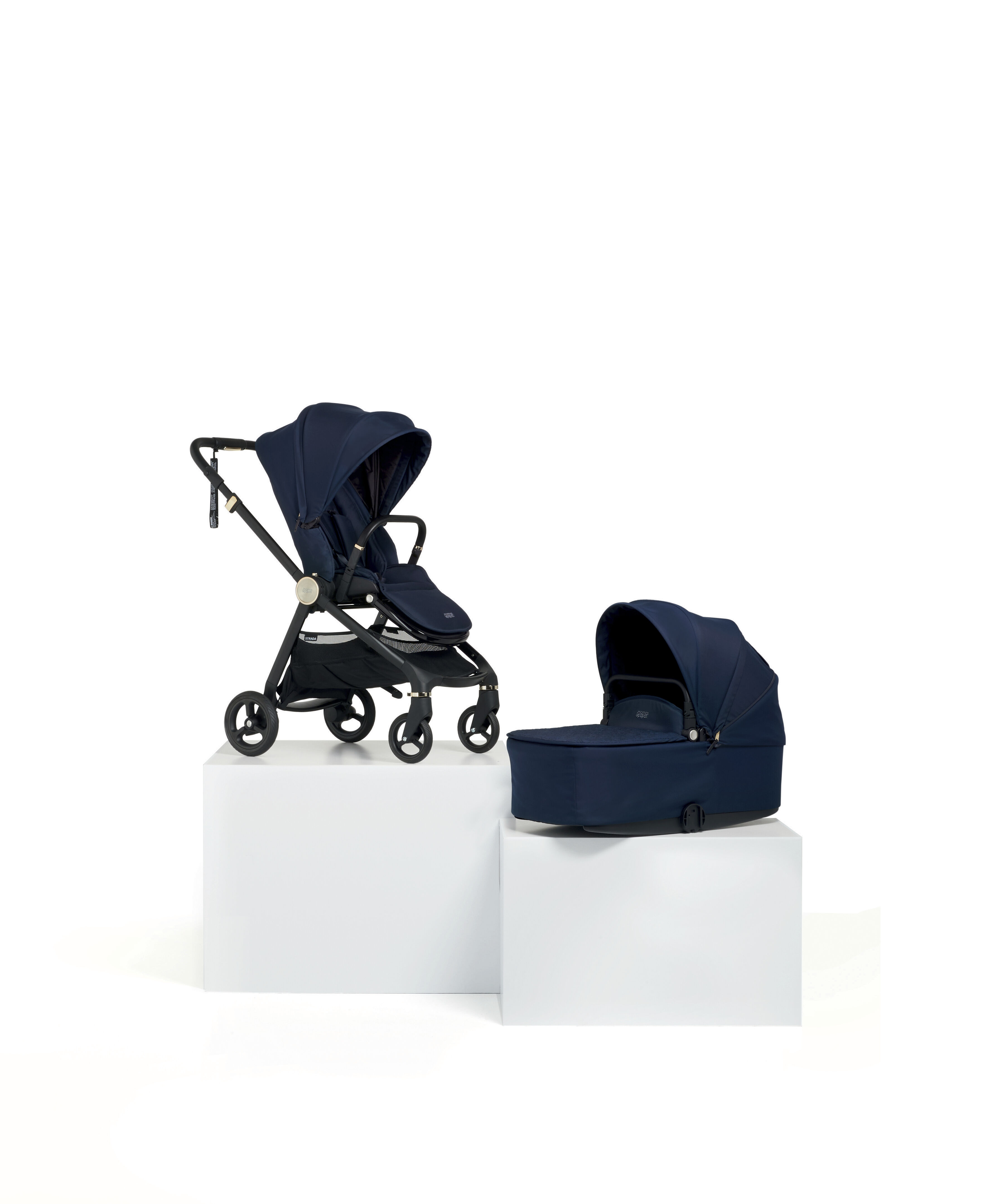 Strada Midnight Pushchair with Midnight Carrycot