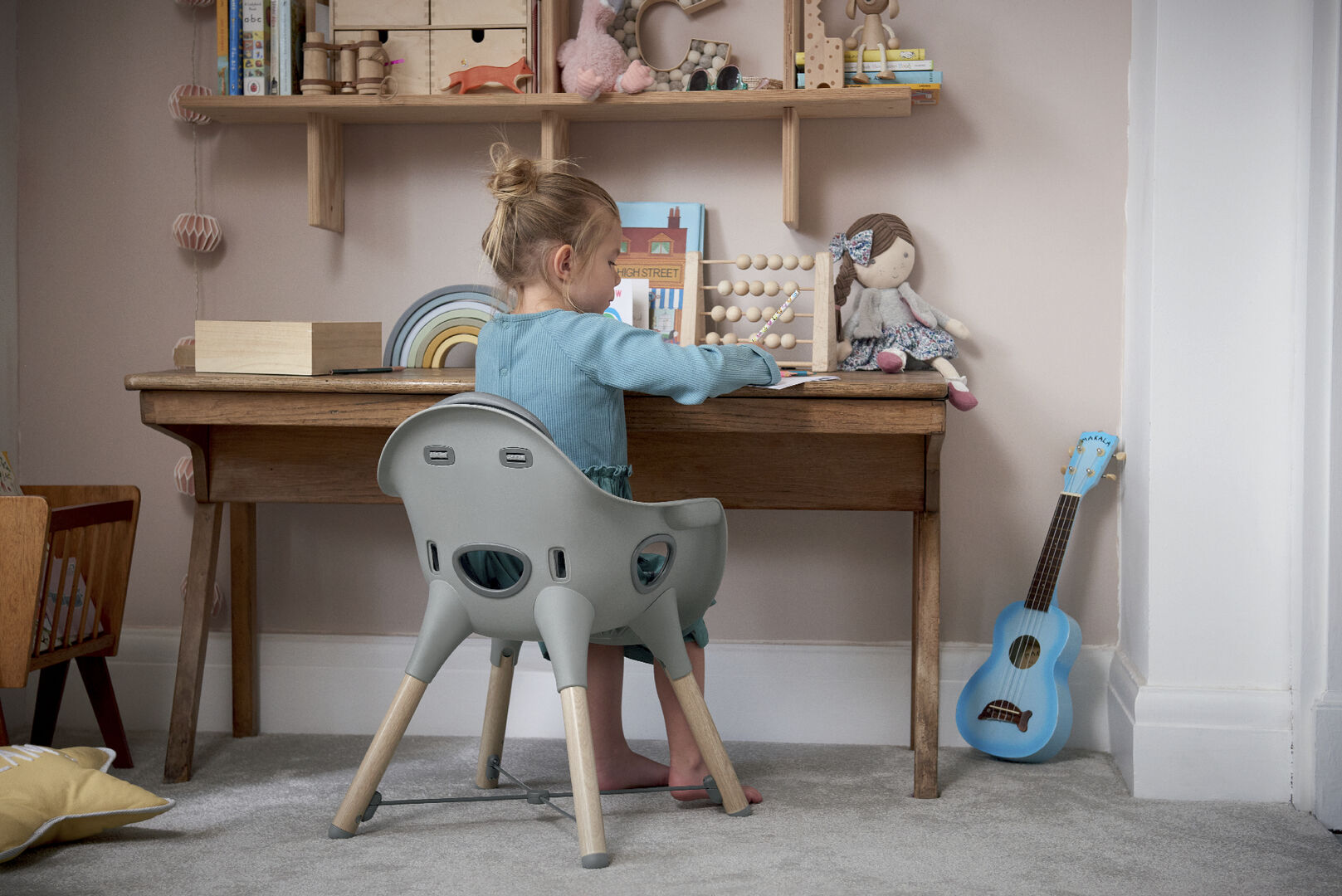 Juice High Chair - Washed Grey image number 4