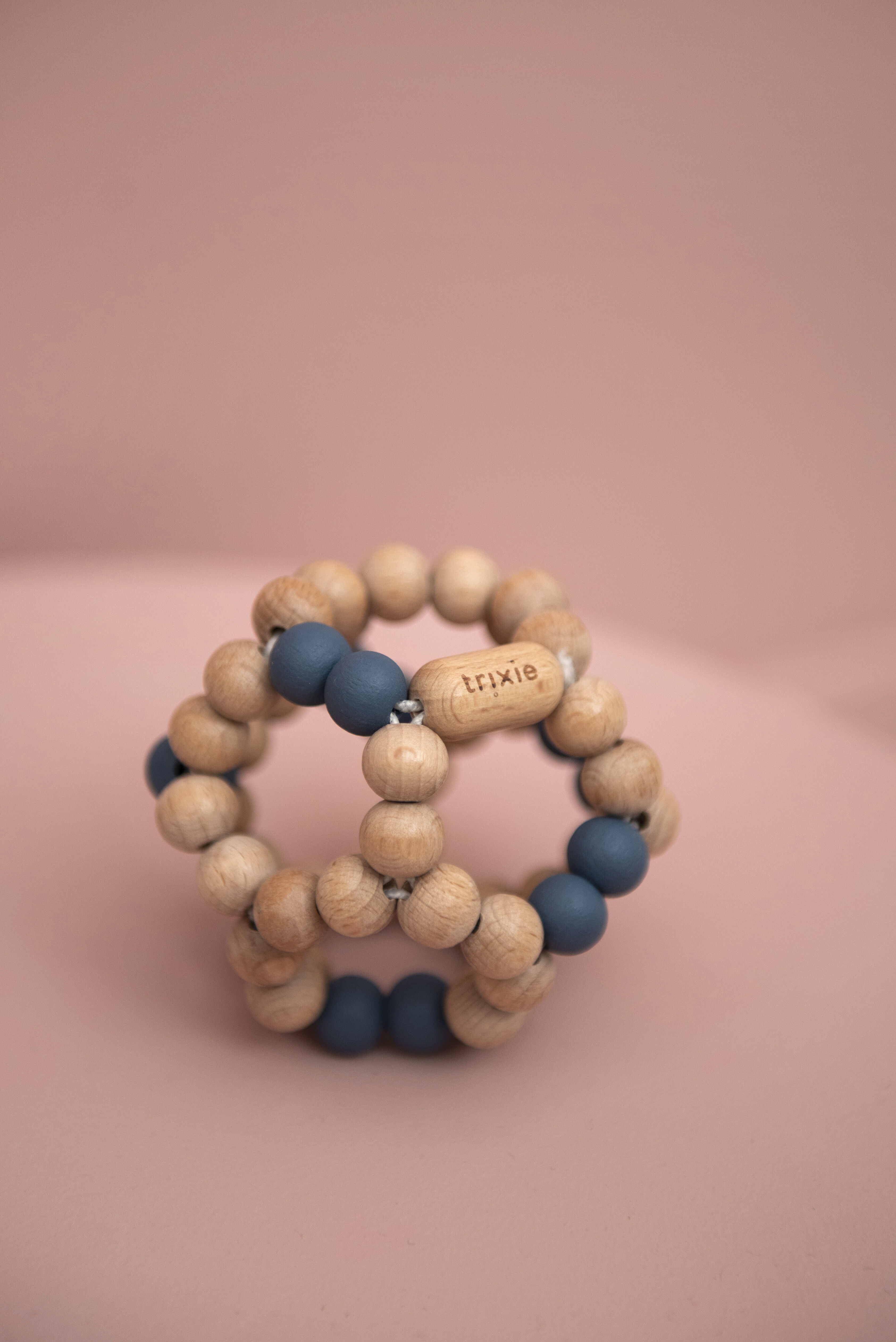 Trixie Wooden beads ball - Blue image number 2