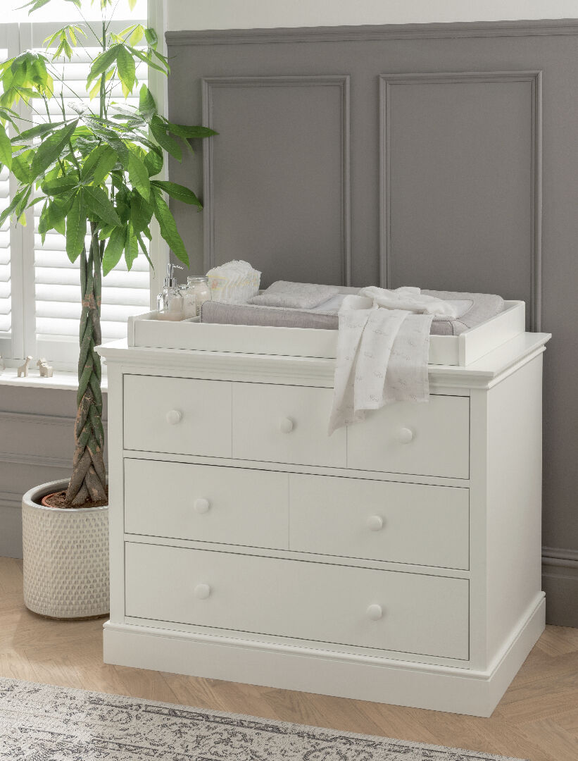 Oxford Wooden 6 Drawer Dresser &amp; Baby Changing Unit - White image number 1