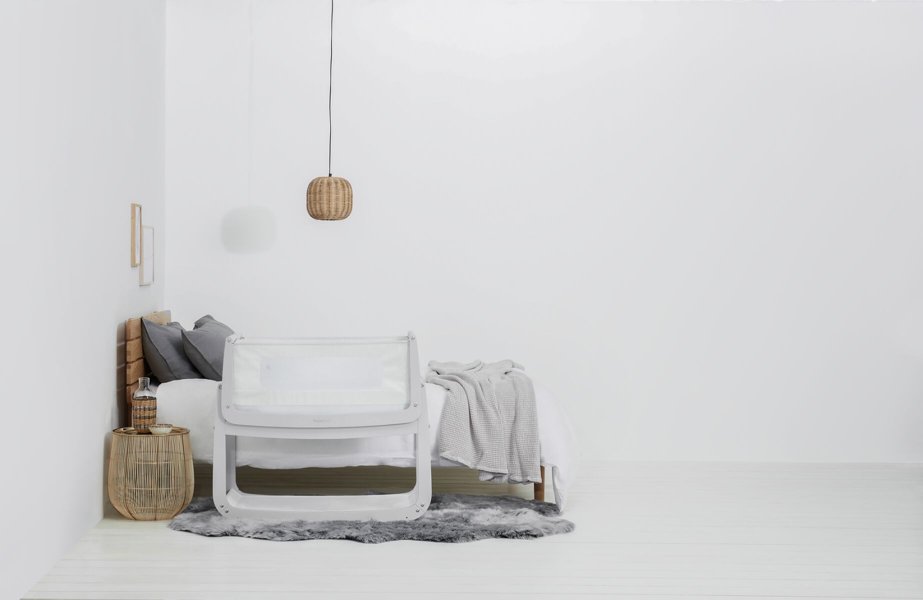 SnuzPod4 Bedside Crib - Haze Grey image number 3