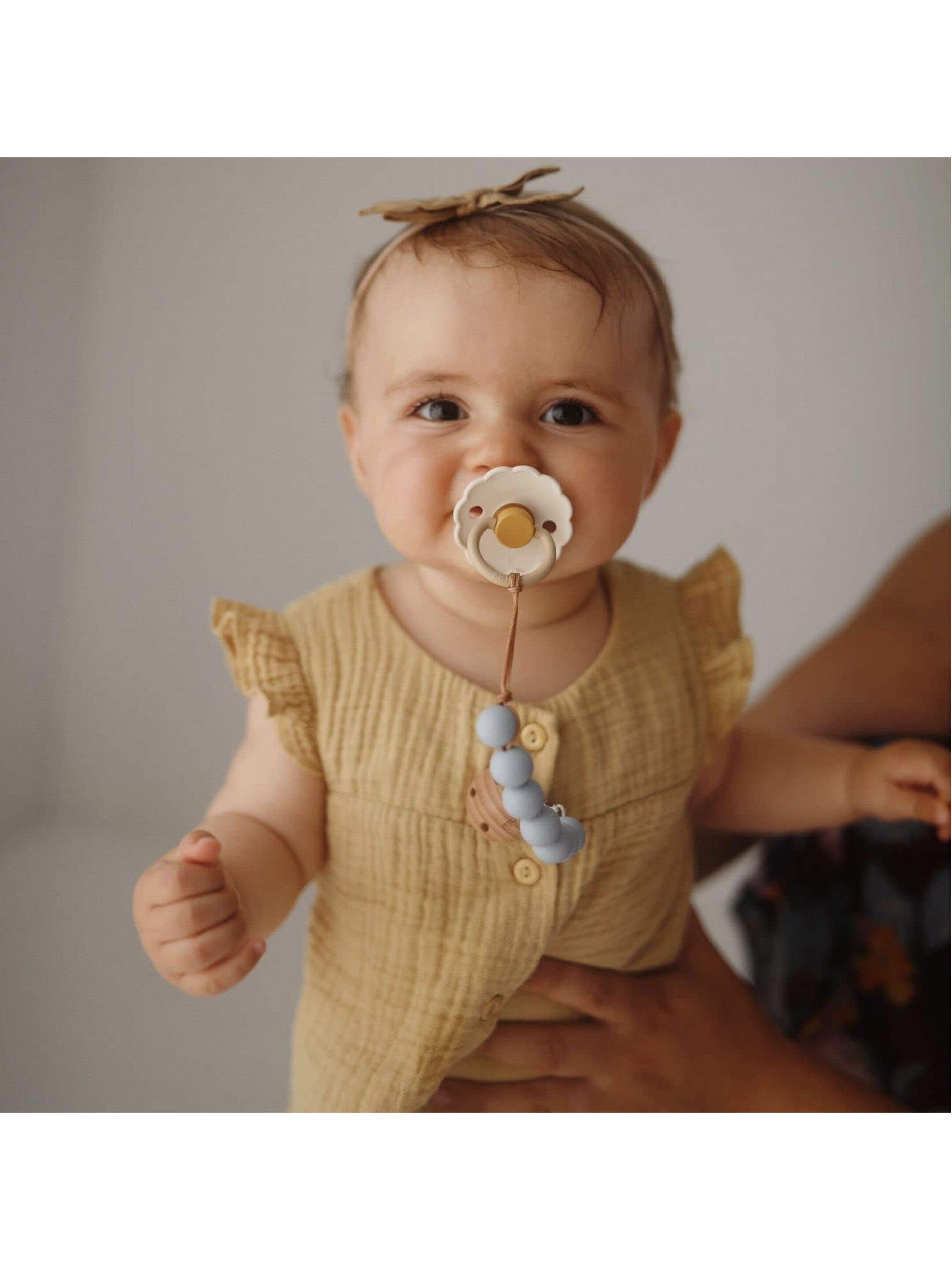 FRIGG Daisy Latex Baby Pacifier 6-18M 2-Pack Aurora/Croissant&nbsp; - Size 2 image number 3