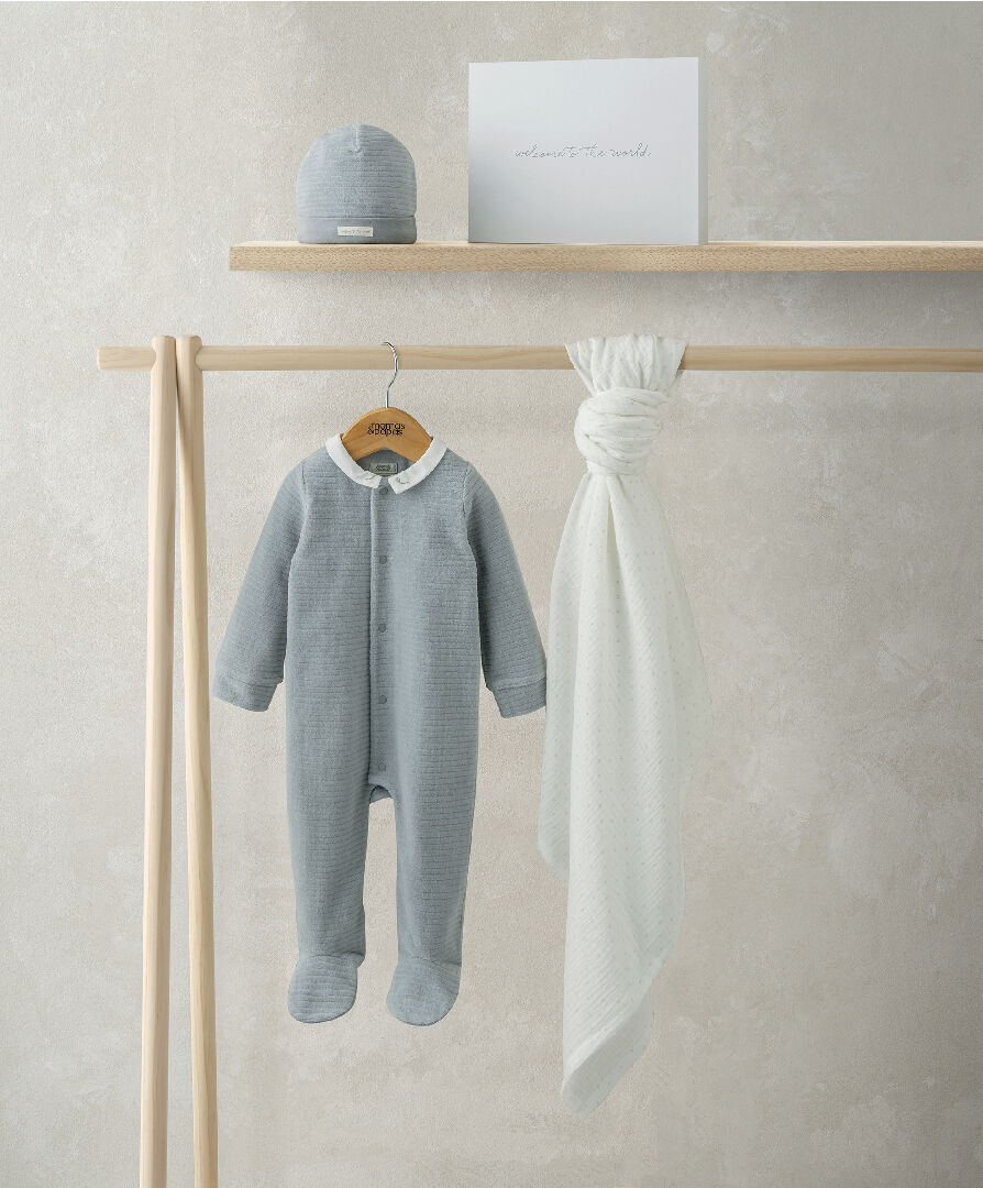 Welcome to the World Blue Gift Set