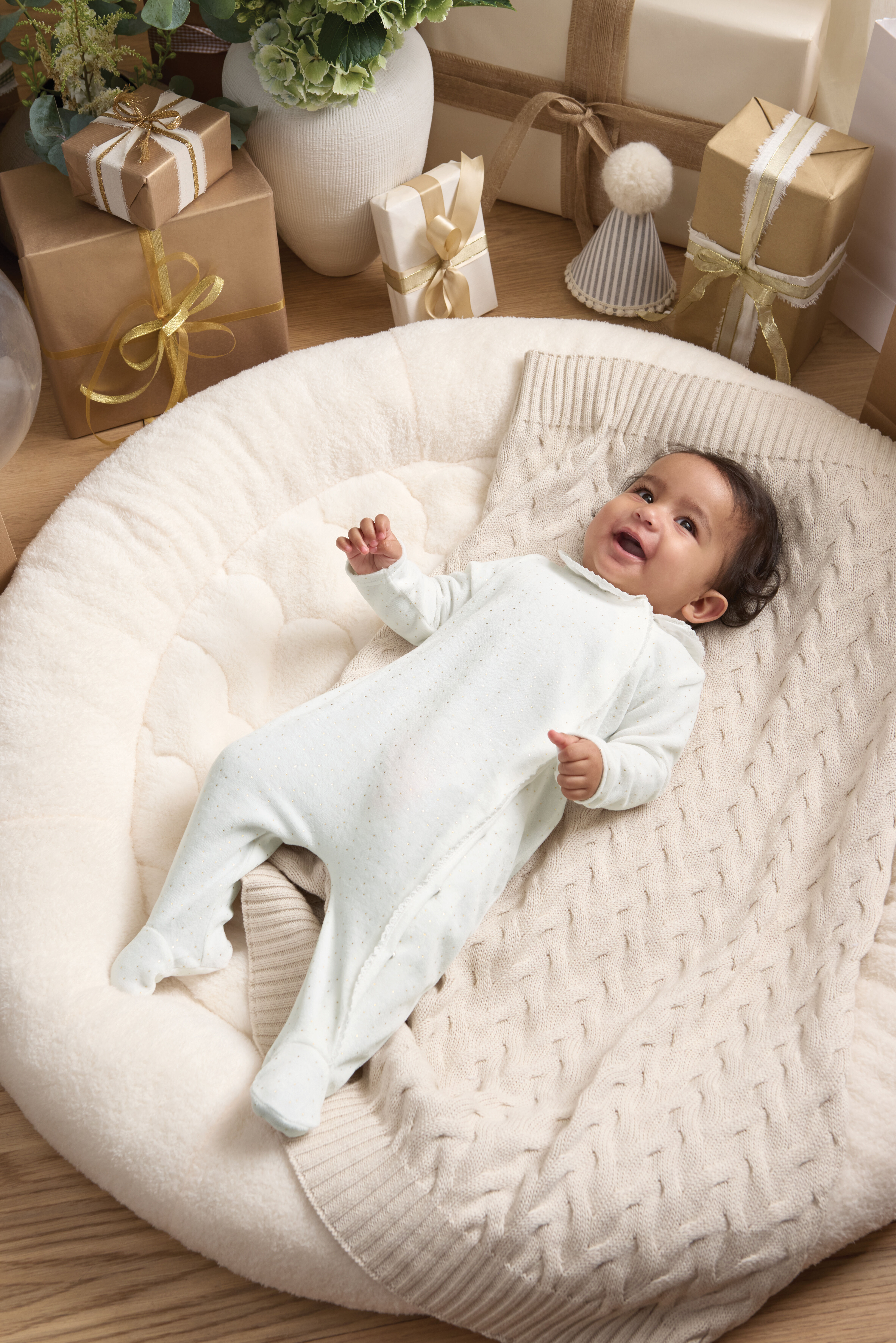 Velour Gold Speckle All in One image number 3