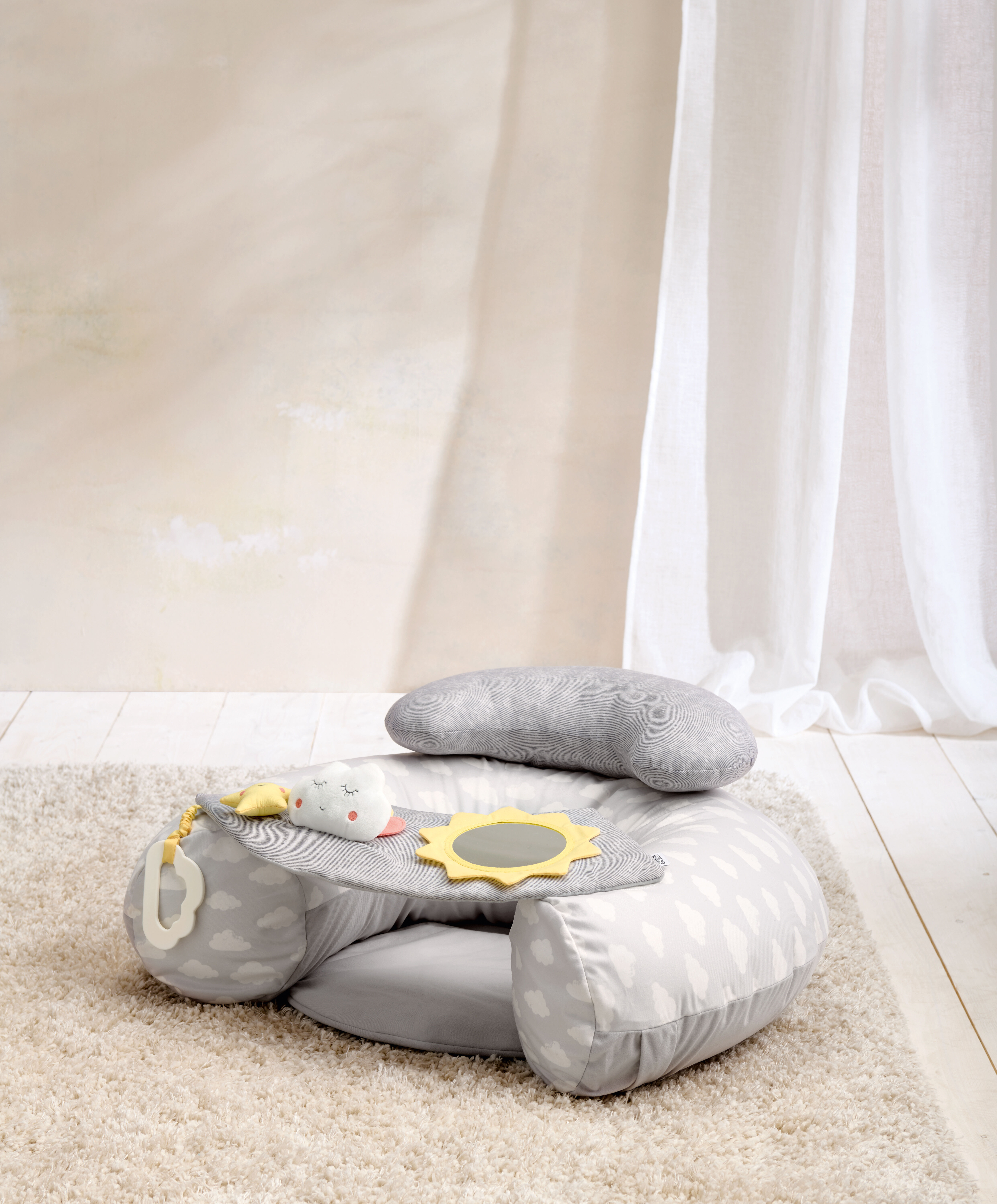 Dream Upon a Cloud Sit & Play Floor Seat image number 1
