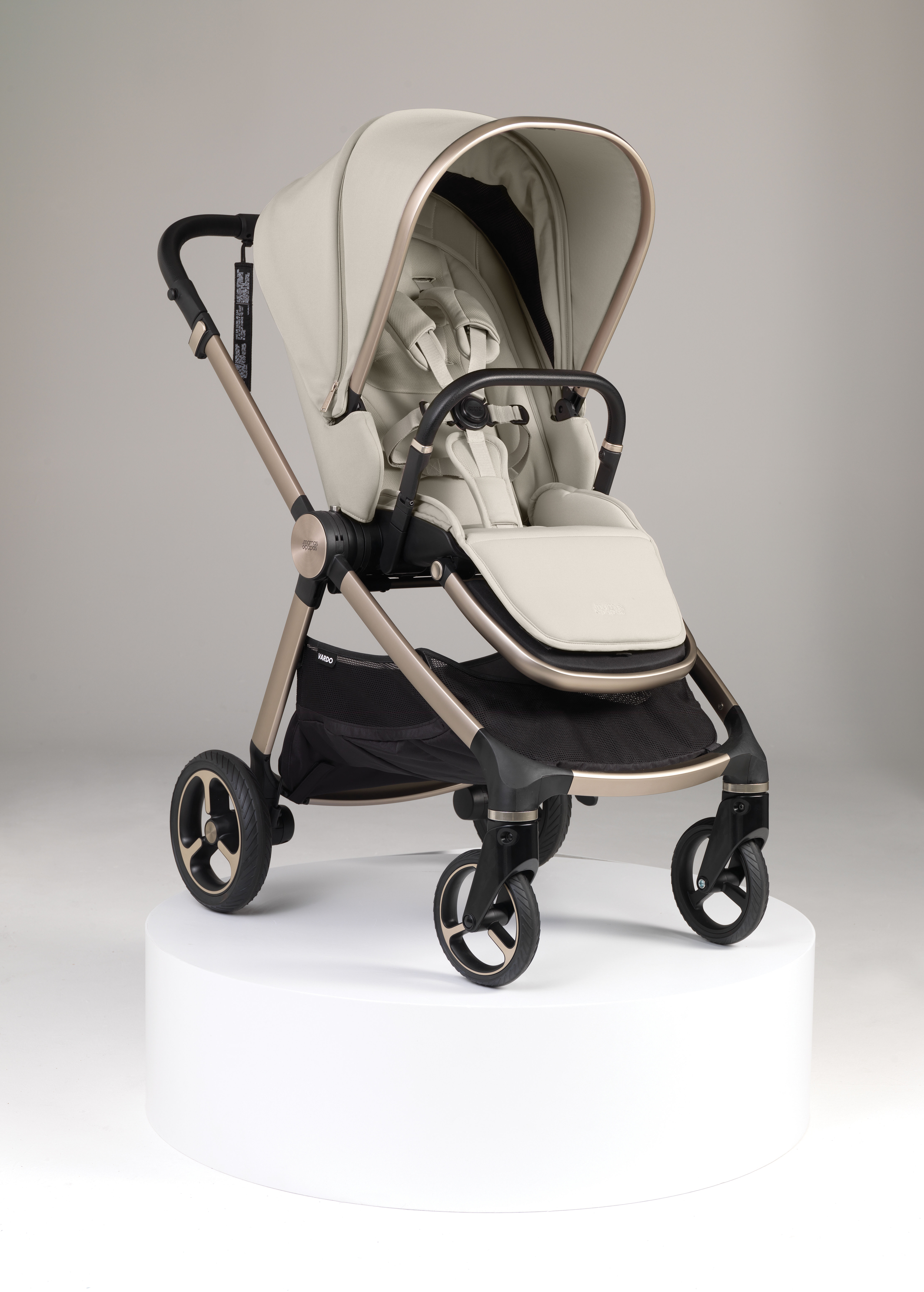 Vardo Shell Stroller and Carrycot with Babybjorn Carrier One Air 3 Piece Bundle image number 1
