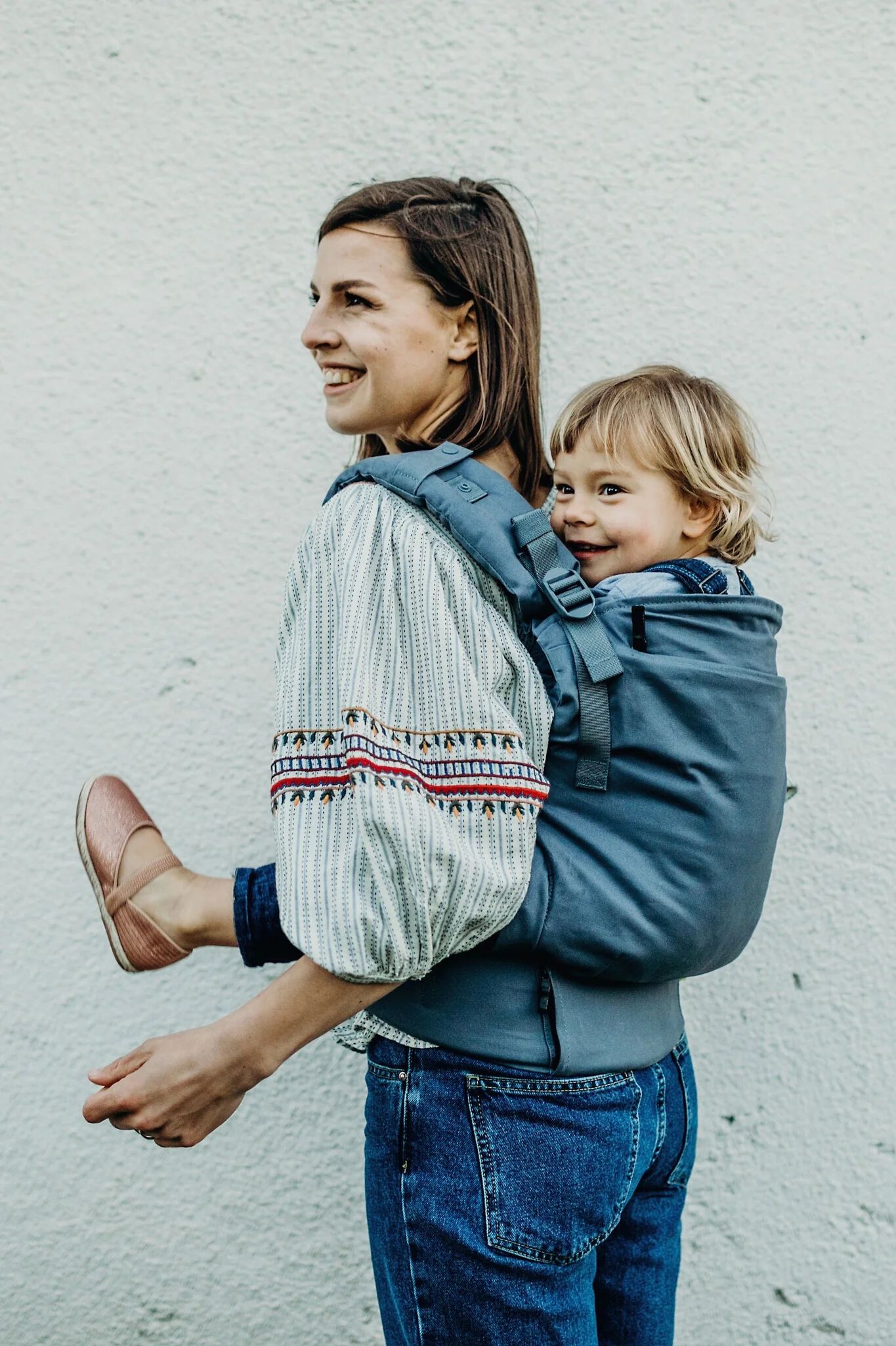 Boba X Adjustable Baby Carrier - Gray image number 5