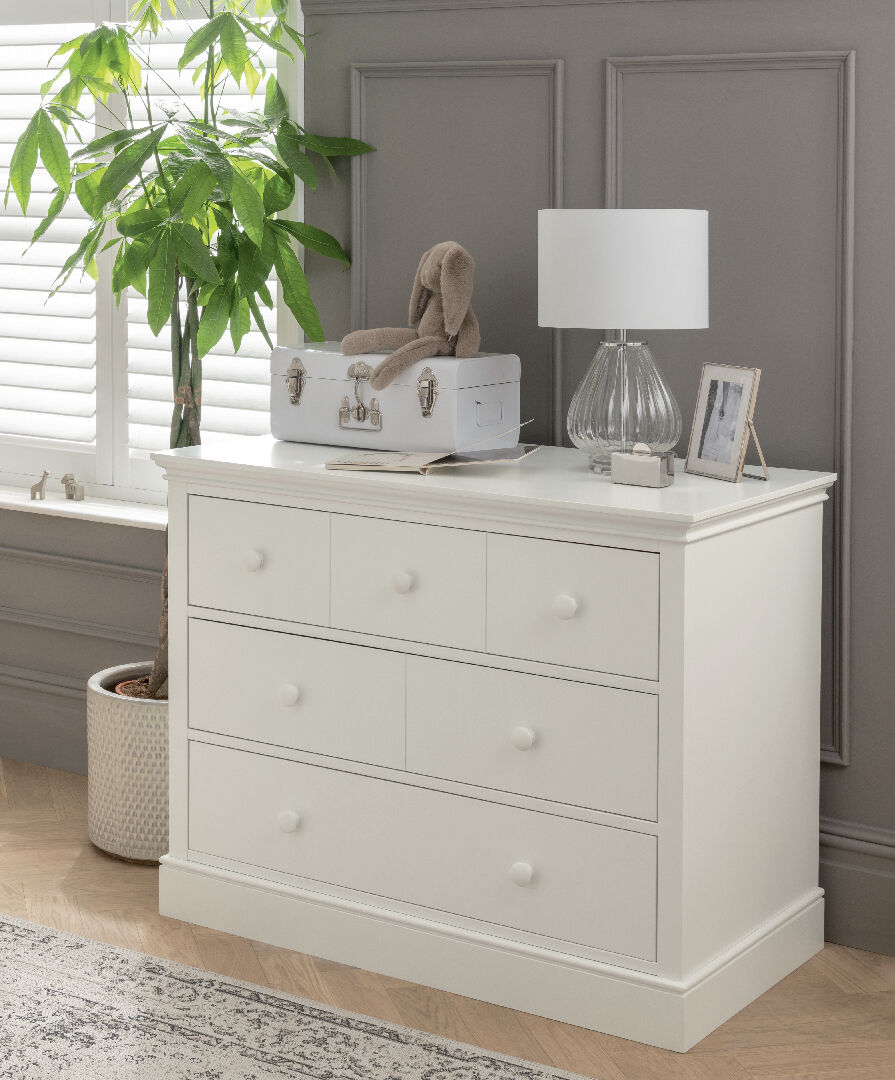 Oxford Wooden 6 Drawer Dresser &amp; Baby Changing Unit - White image number 2