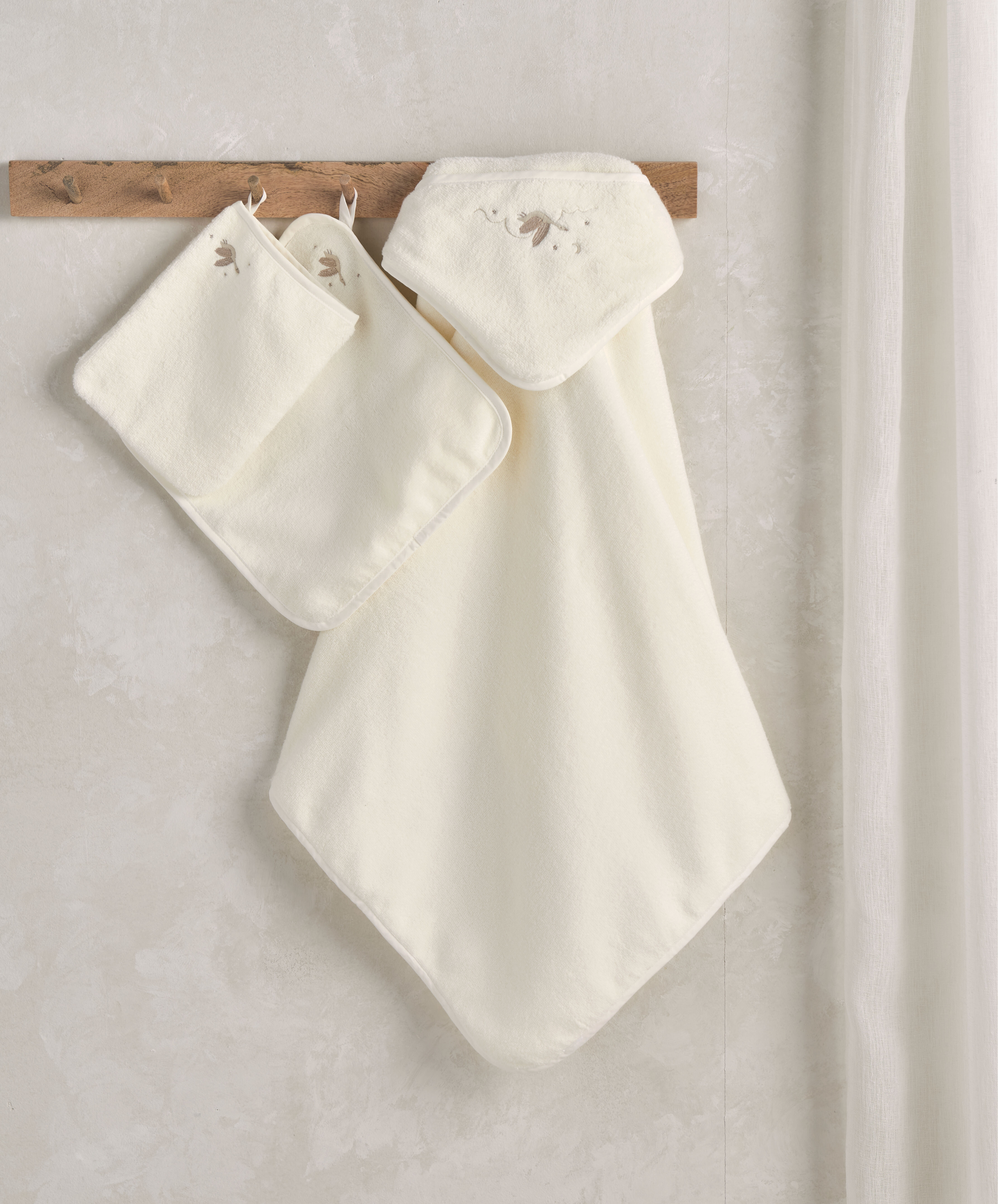 3 Piece Towelling Set - Welcome to the World Duckling image number 1