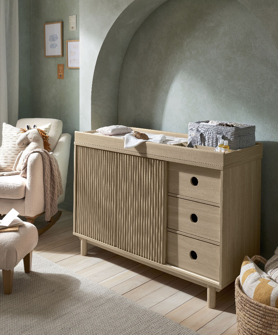 Oska 2 Piece Wide Dresser Changer Set with Wardrobe- Oak image number 2
