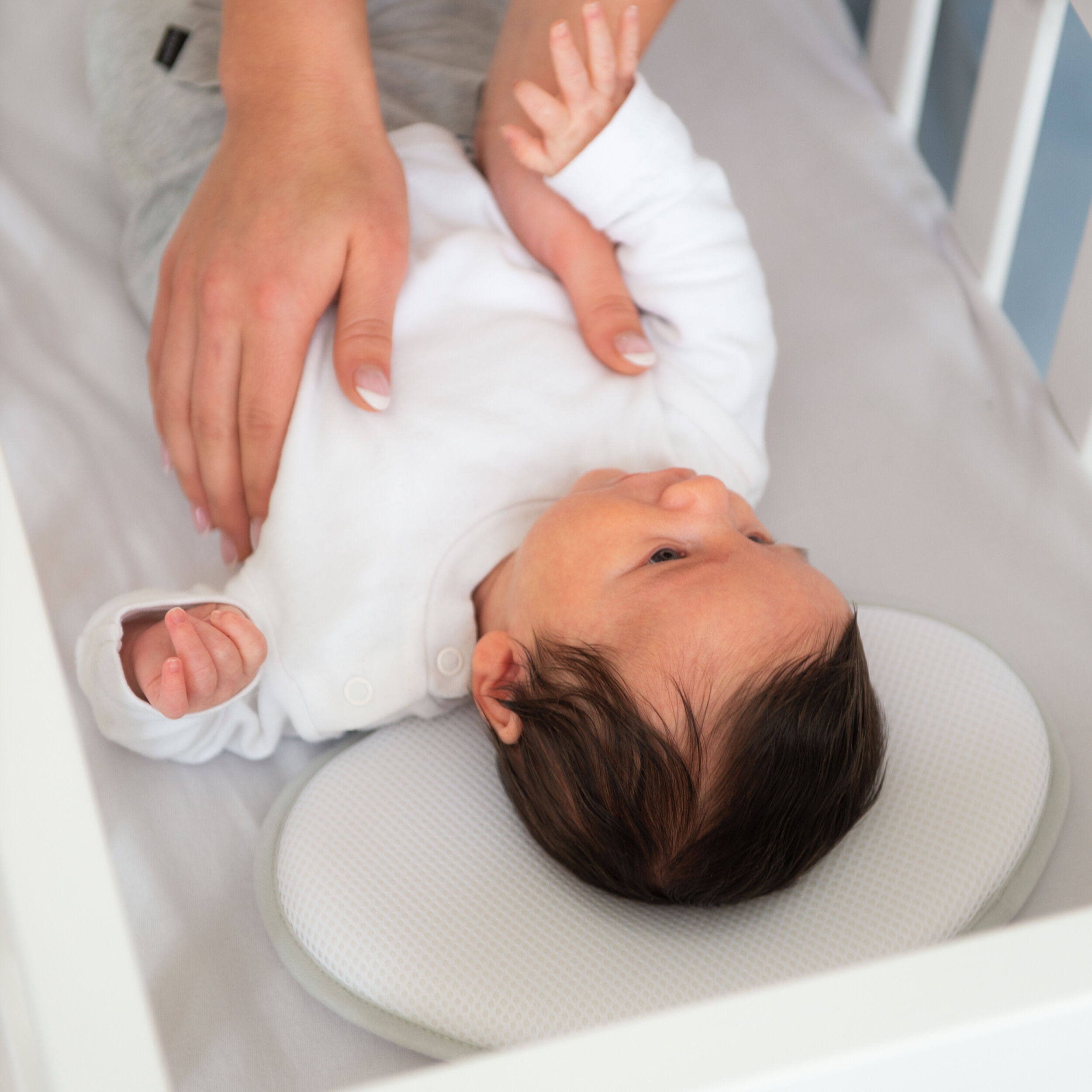 Doomoo Ergonomic Baby Head Pillow image number 4