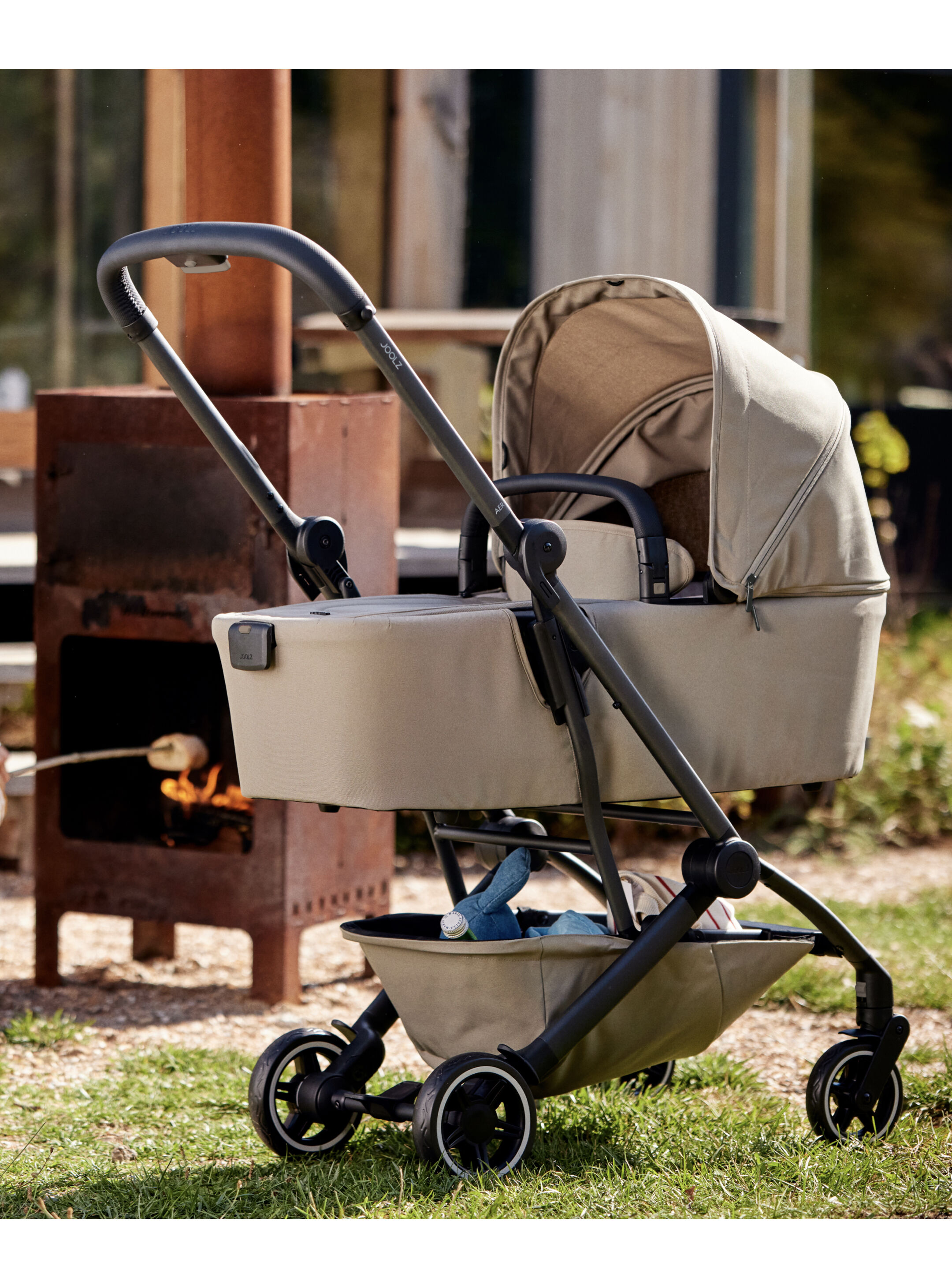 Joolz Aer+ Carrycot - Sandy Taupe image number 4