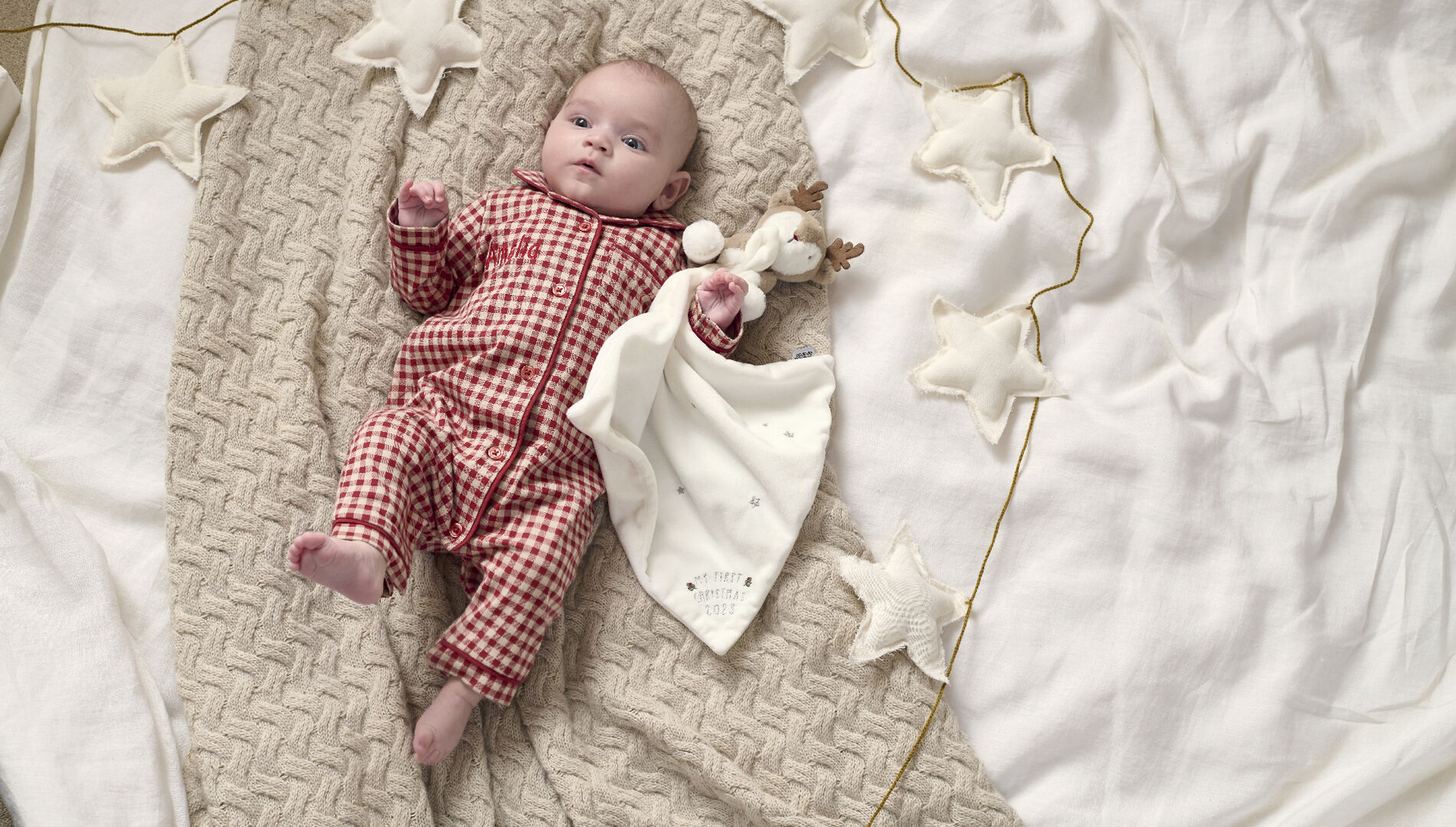 Christmas Reindeer Comforter image number 4