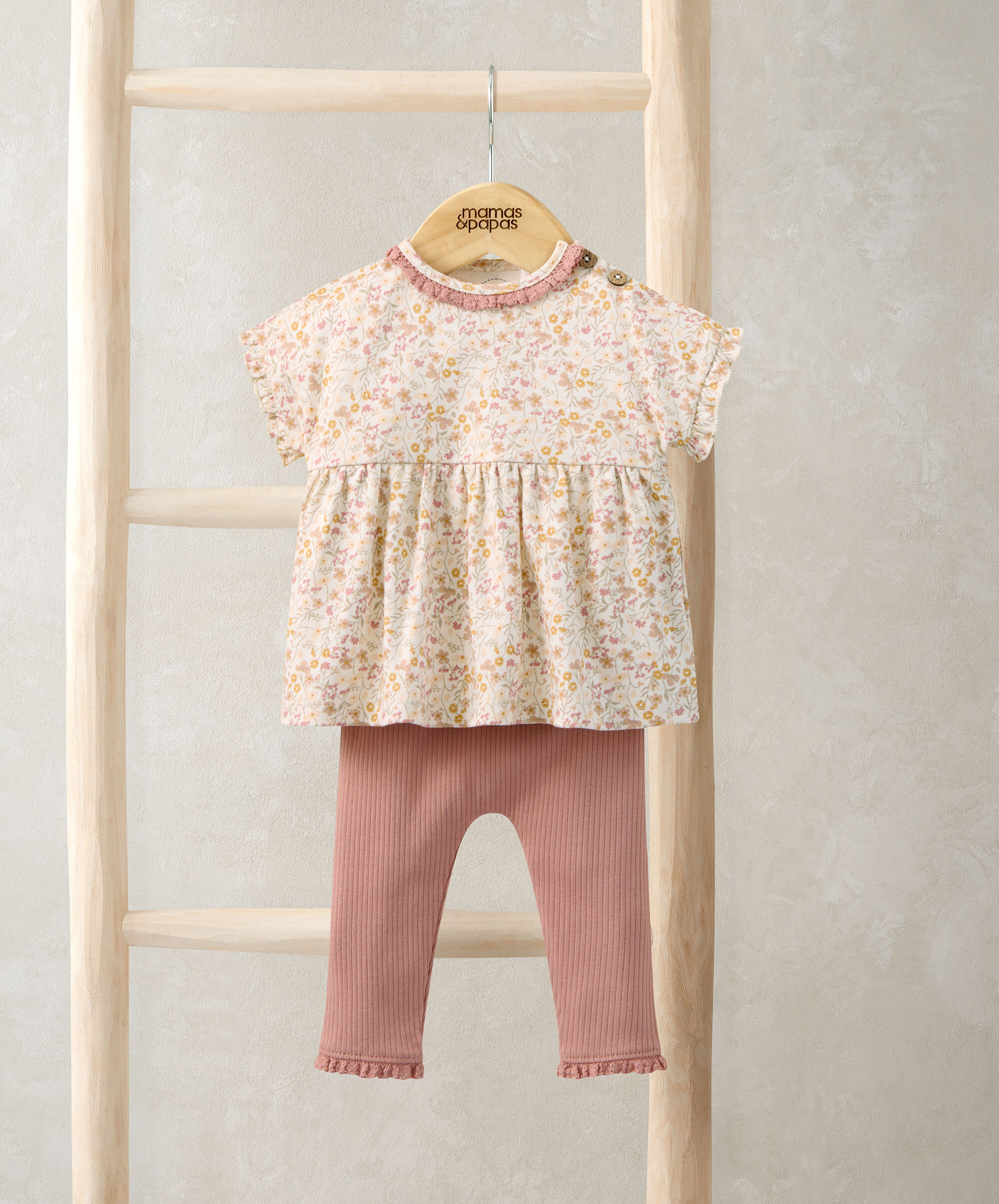 Ditsy T-Shirt & Leggings Outfit Set image number 1