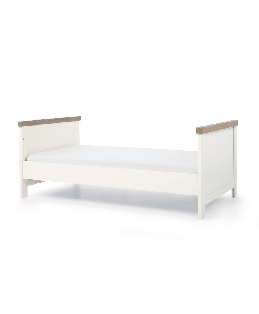 Buy Keswick Baby Cot Bed White Oak Baby Beds & Cots Mamas & Papas KSA