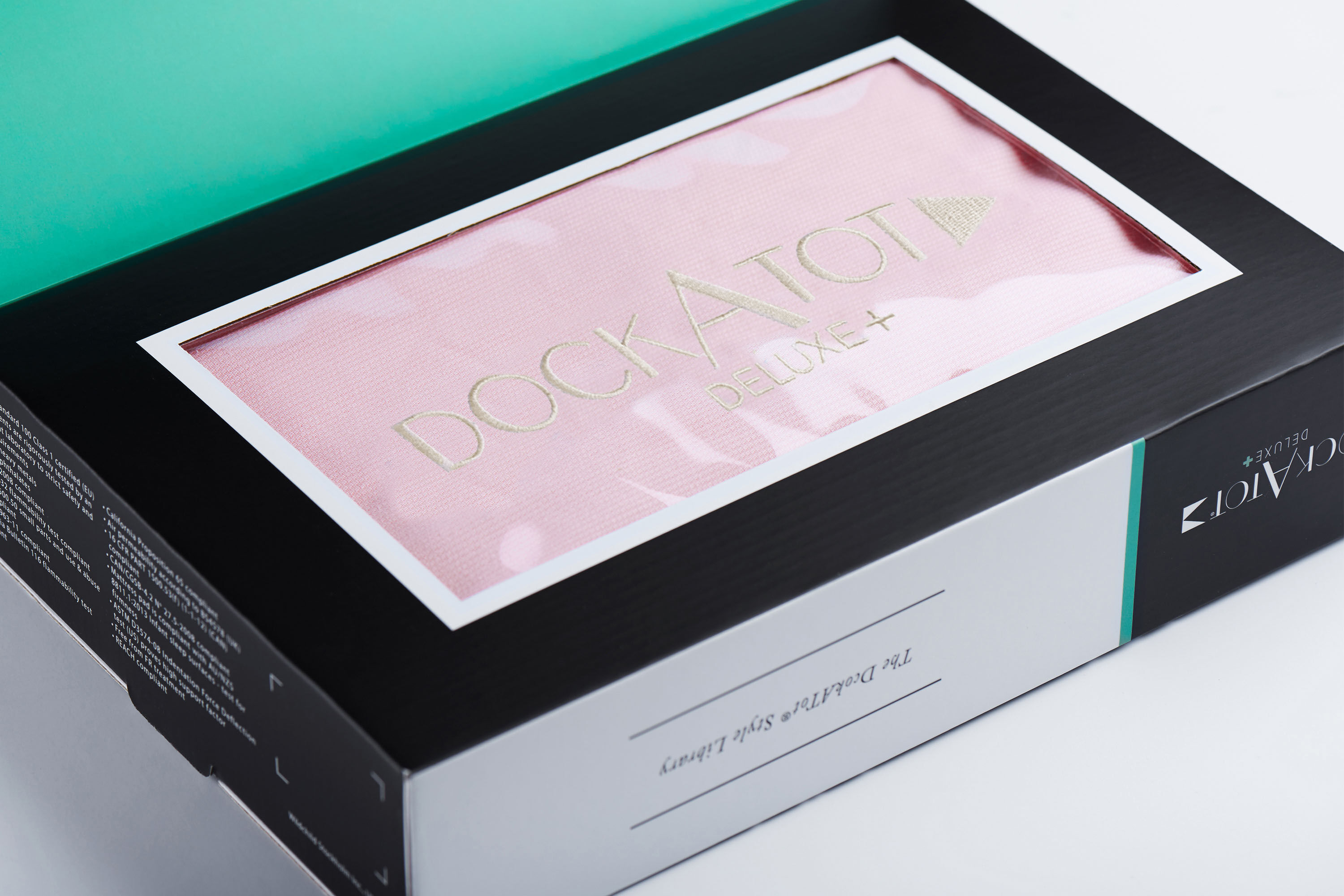 DockATot Deluxe+ Cover - Strawberry Cream