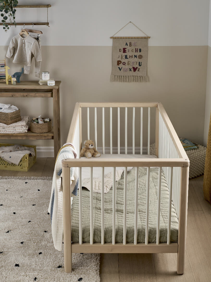 Compact Solo Cotbed - Natural White image number 2