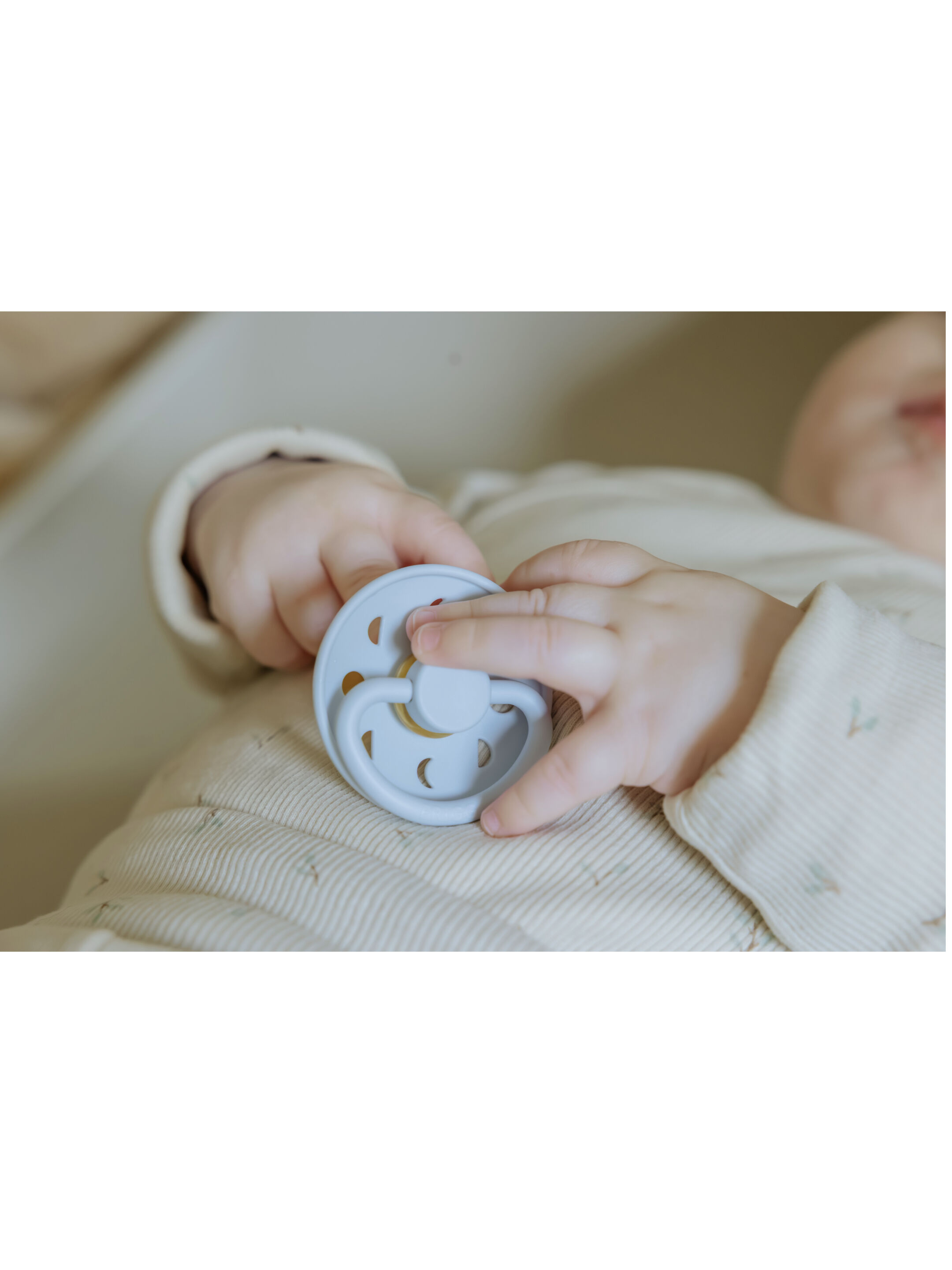 FRIGG Moon Phase Silicone Baby Pacifier 0-6M 2-Pack Stone Blue Night/Cream Night - Size 1 image number 6