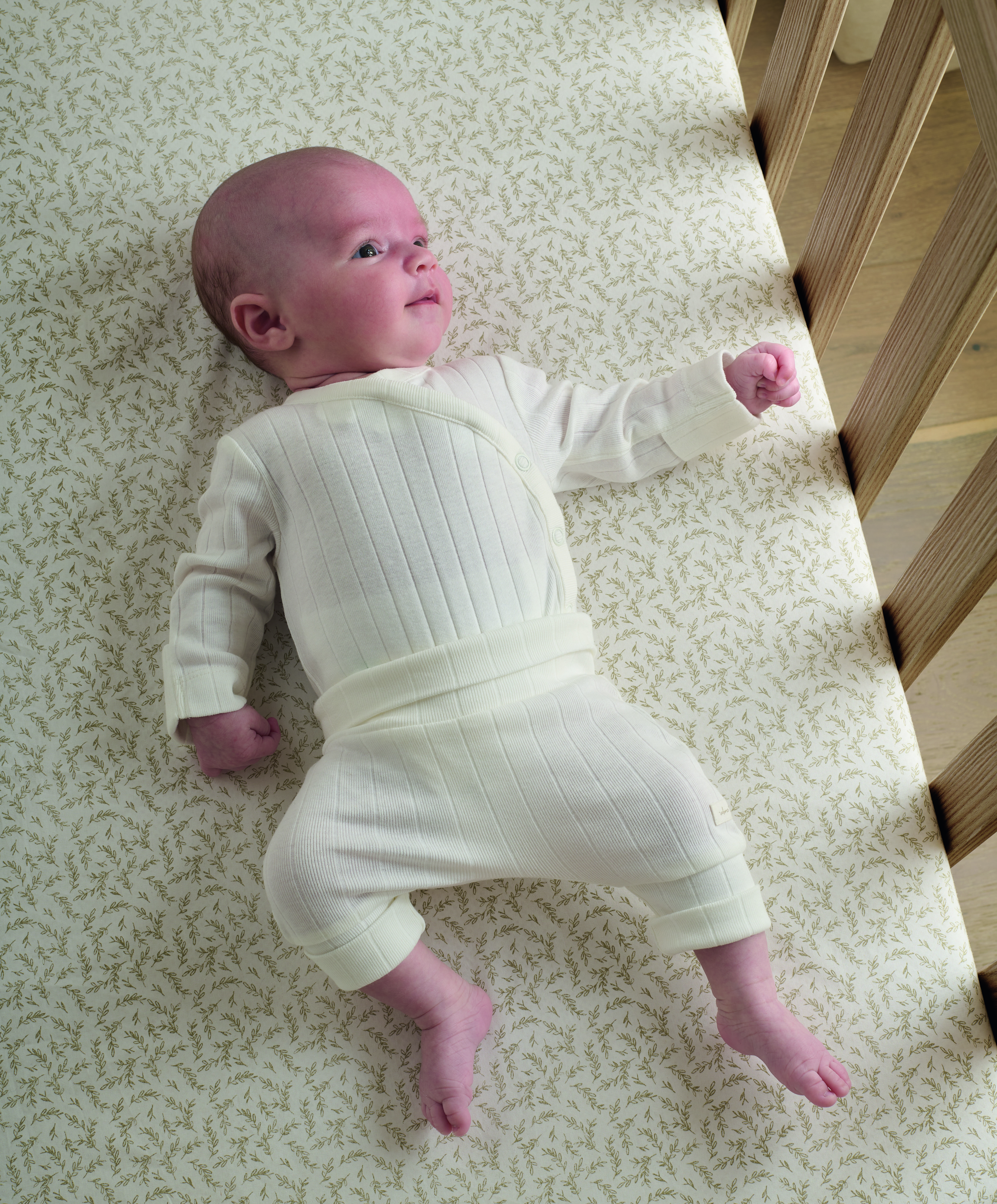 4 piece Newborn Starter Set image number 6