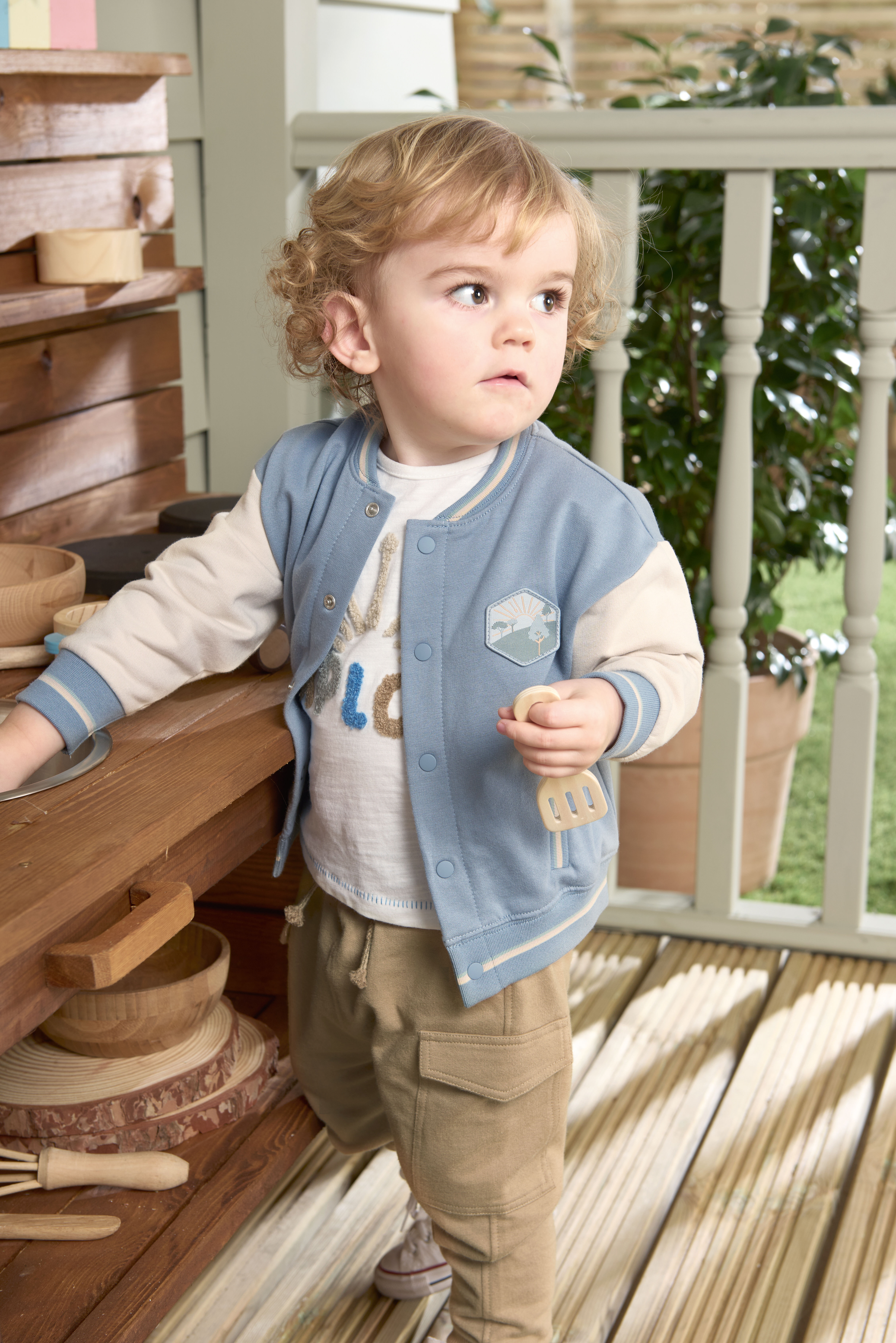 Utility Jogger image number 11